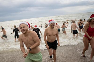 Met Office says UK could see record high temperatures on Christmas Day