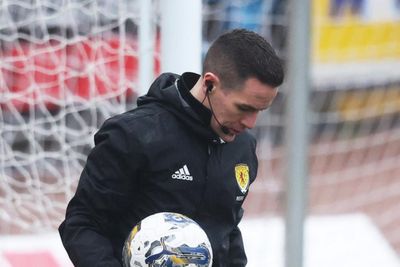 Referee David Munro explains Dundee vs Aberdeen postponement decision