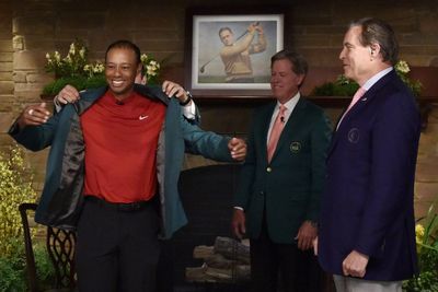 Every golf fan needs this Masters Yule Log video from the Butler Cabin for Christmas