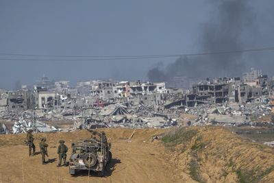 Israeli Soldiers Killed in Gaza as Battle with Hamas Continues