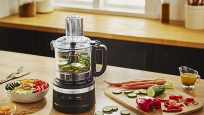 Slap chop vs food processor − what's the difference and which should you buy?
