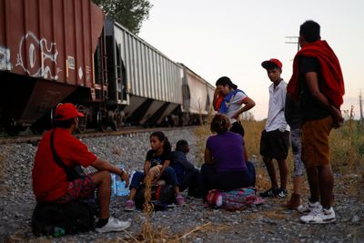 Border crisis worsens as daily migrant crossings reach record levels