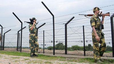 India, Bangladesh officials stress on coordinated management to tackle trans-border crimes