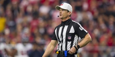 Referees call simultaneous horrible roughing the passer calls on Vikings, Panthers