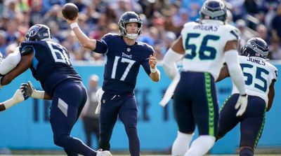 Titans Lose to Seahawks Thanks to Dreadful Mistake on Game’s Final Play