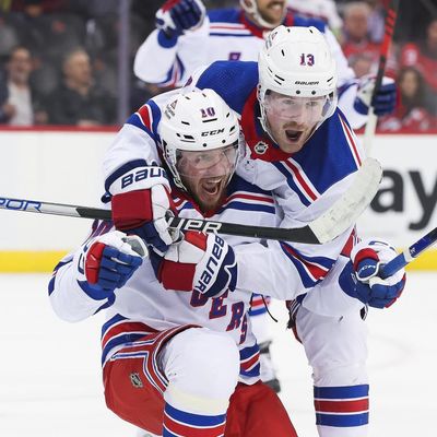 Rangers triumph over Sabres in tight match, scoring 4-3 victory!