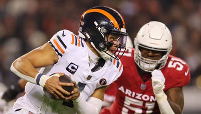 Bears wobble, wander to 27-16 victory over abysmal Cardinals