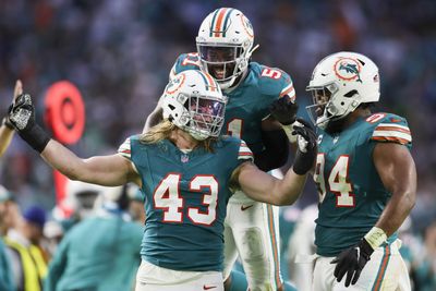 Dolphins beat Cowboys on Christmas Eve, clinch playoff spot