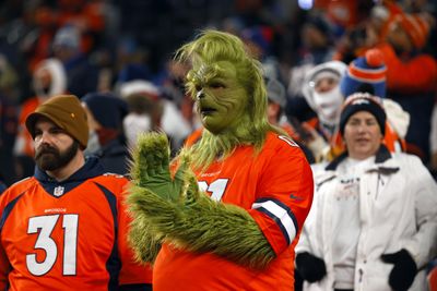 Twitter reacts to Broncos’ 26-23 loss to Patriots on Christmas Eve