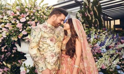 Arbaaz and Sshura celebrate their wedding; Salman dances with bride
