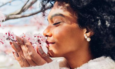 Bolstering our sense of smell may reduce the risk of dementia