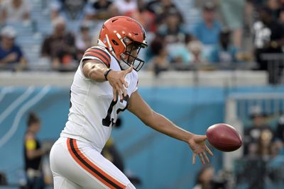 Browns Injury Alert: P Corey Bojorquez exits Texans game with leg injury