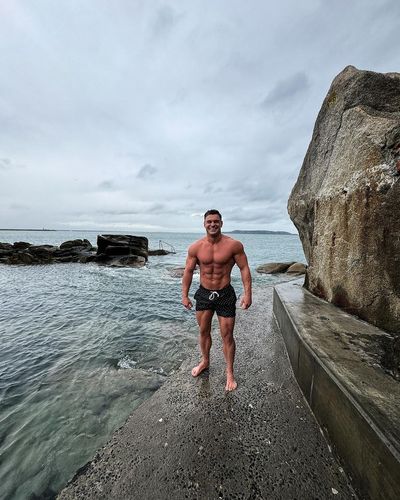 Sculpted by the Sea: Rob Lipsett's Fitness Journey Unveiled