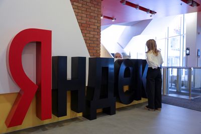 Yandex's Restructuring Deal Faces Delay, Expected Next Year