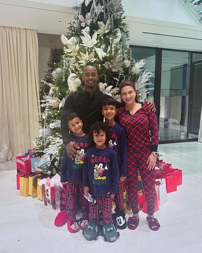 Home for the Holidays: Jean Segura and Family's Festive Season