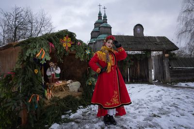 Ukraine celebrates Christmas on Dec. 25 for the first time, distancing itself from Russia