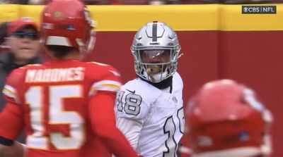 Raiders Taunt Patrick Mahomes With Savage Staredown After Back to Back Defensive TDs