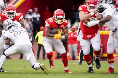 Isiah Pacheco falls through medical table on KC sideline