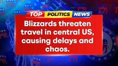 Flight attendants demand better contracts amid holiday travel chaos