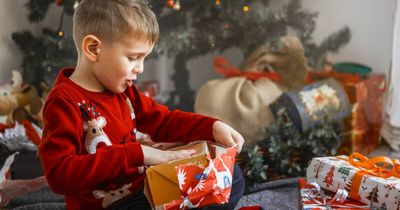 The history of gift wrapping: ancient traditions to modern trends