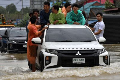 Tens of thousands affected as severe flooding hits Thailand’s south