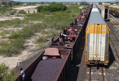 Record-breaking influx of migrants challenges U.S. border authorities