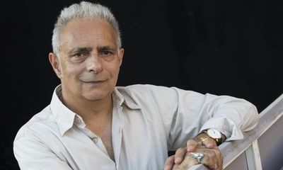 Hanif Kureishi: accident ‘completely eradicated’ sense of self and privacy