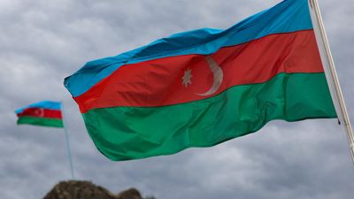 Azerbaijan expels two French diplomats