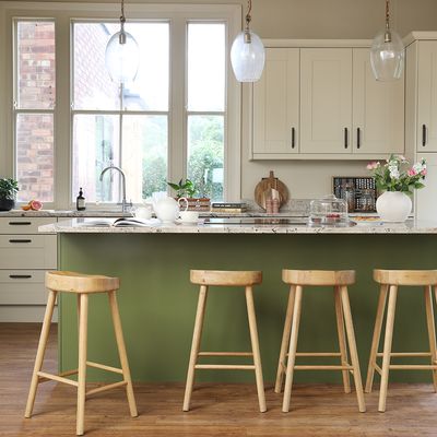 These are the kitchen layout mistakes that kitchen designers agree make life harder for families