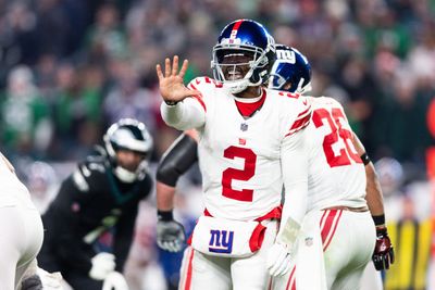 Giants unsure who will start at QB vs. Rams on Sunday