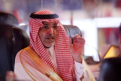 Saudi Cabinet Sparks Economic Boost with New Contracting Rules