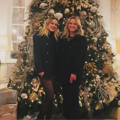 Reese Witherspoon and Ava Phillippe Continue to Twin on Christmas