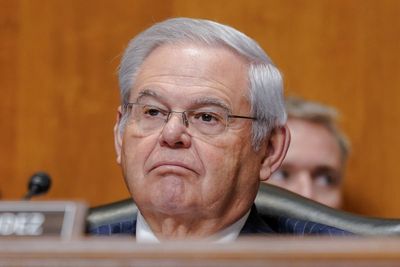 Prosecutors oppose Sen. Bob Menendez's effort to delay May bribery trial until July