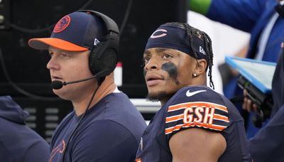 Bears’ Matt Eberflus brushes off QB Justin Fields, OC Luke Getsy ‘arguing’ about formation