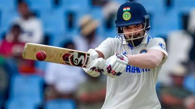 India vs South Africa, 1st Test: KL Rahul keeps India alive