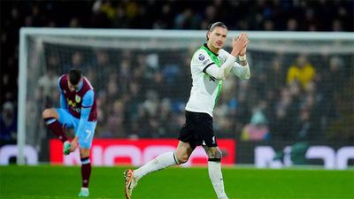 Liverpool go top as Nunez strikes, Hojlund caps Manchester United fightback