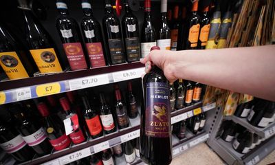 Pint of wine, anyone? UK looks to bring back ‘silly measure’