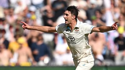 Snapshot of day two of the second Test in Melbourne