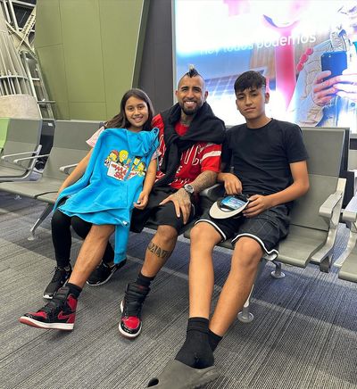 Arturo Vidal's Cherished Family Vacations: Love, Laughter, and Happiness