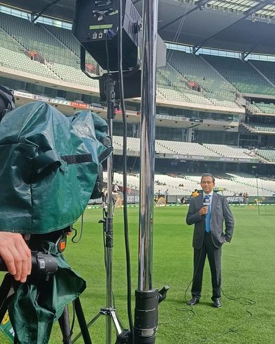 Excitement Rises as Harsha Bhogle Covers Non-India Series at MCG