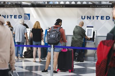 United’s got a crazy new boarding process—here’s how to hack it