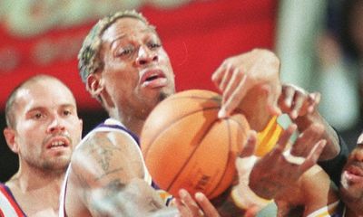 Robert Horry tells the story of Dennis Rodman getting kicked out of practice