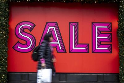 Boxing Day retail footfall up 4% on 2022, analysis shows