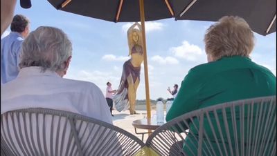 Huge 'Hips Don't Lie' Shakira statue unveiled in singer's Colombian hometown