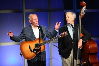Tom Smothers, half of musical comedy duo the Smothers Brothers, dies aged 86