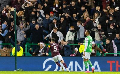 Lawrence Shankland amends penalty miss with last-gasp Hearts winner at Hibernian