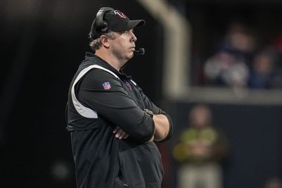 Falcons head coach Arthur Smith compliments Bears’ ground game