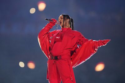 Kansas City Chiefs dominate Super Bowl, Rihanna's halftime show steals spotlight