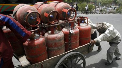 Rajasthan announces Ujjwala Yojana’s LPG cylinder supply at ₹450