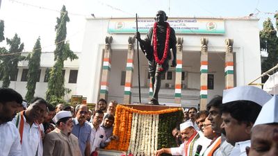 Telangana Congress holds party’s foundation day fete